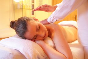 massage therapy with aromatherapy